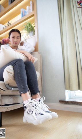 勿恋传媒 No.069 小兔子乖乖，你来猜猜  [139P]