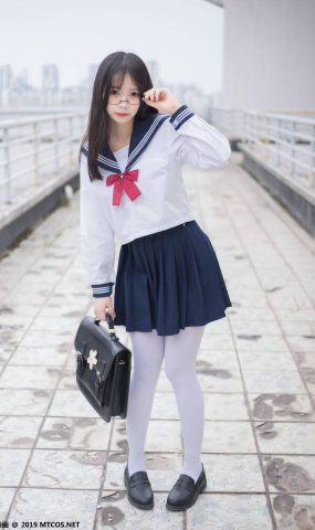 [喵糖映画] VOL.067 半度度度喵 喵喵的白丝水手服 在现浏览