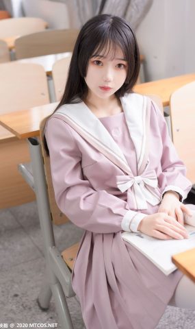 [喵糖映画] VOL.074 半度度度喵 粉色JK小解解 在现浏览