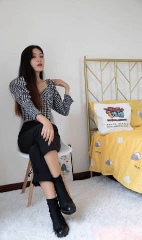 勿恋传媒 No.476 vicky-快乐小魔女 [143P]