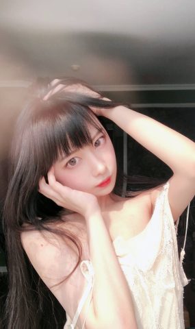 Shika小鹿鹿 小鹿西瓜自拍 [9P]