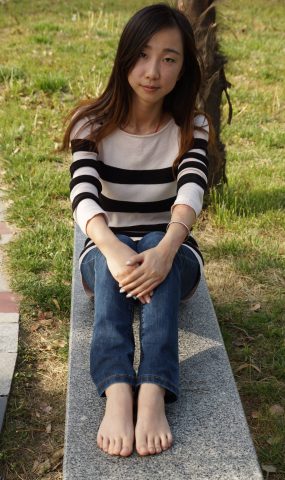 自由摄影 No.069 白净超薄的玉足 玉儿 [48P]