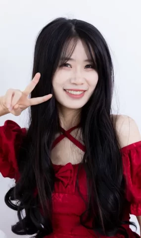 勿恋传媒 NO.2532 菜菜-平底鞋、薄灰丝[205P]