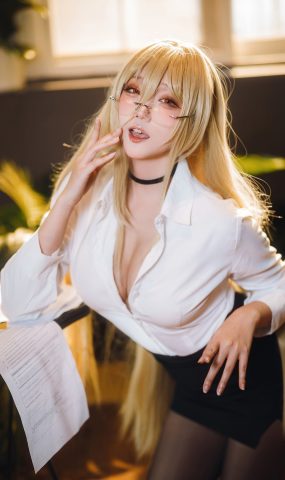 瓜希酱  – 虹色[99P]