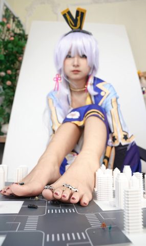 [觅芙少女]NO.092 娜娜-cos神里凌华 巨人踩踏[204P]