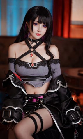 COS福利rioko凉凉子  魔女 [12P]