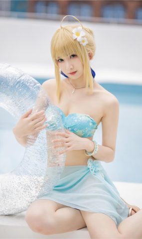 动漫博主封疆疆  阿尔托莉雅·潘德拉贡 泳装 [40P]