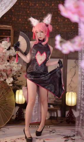 网荭Coser@二佐Nisa Fate旗袍狐 在现浏览