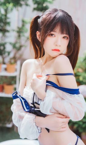 桜桃喵 – 无尽夏 [56P]