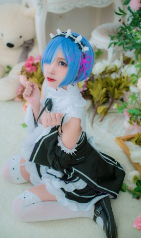 网荭Coser@二佐Nisa 蕾姆女仆 在现浏览