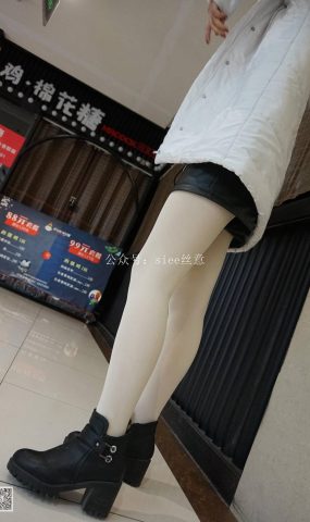 [SIEE丝意] No.023 思思~冬日的白丝 在现浏览