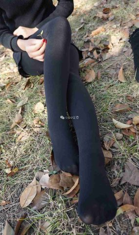 [SIEE丝意] No.058 安安~厚黑丝 在现浏览