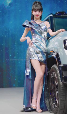 NO.1679 2024 广州车展 网荭美女车模 beautyleg LOOKBOOK 70[30P]