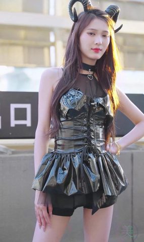 NO.1234 2023 广州车展 Racing Model 车模抖音网荭随拍136[20P]