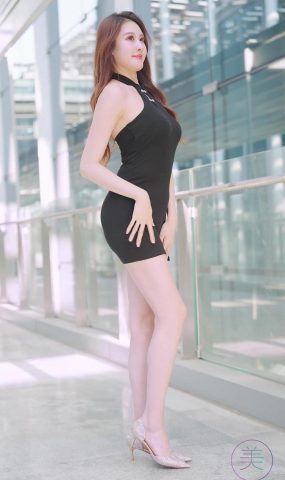 NO.1236 2023 广州车展 Racing Model 车模抖音网荭随拍138[20P]