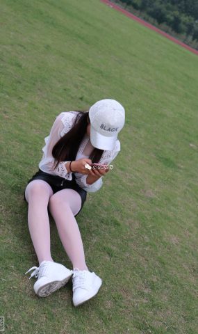 [SIEE丝意] No.160 依依~放松心情，运动鞋+肉絲 在现浏览