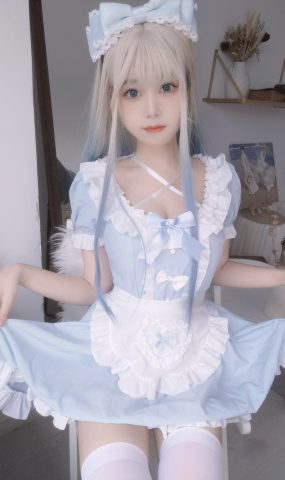 萌系小解解蜜汁猫裘 – 蓝女仆 [9P]