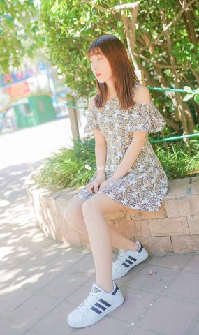 [SIEE丝意] No.349 玲玲 新师妹，仲夏之思 在现浏览