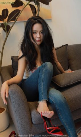 [IESS异思趣向] 2024.11.17 丝享家1900：兔兔《裤里丝（上）》[80P]