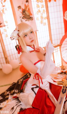 兔玩映画 C160 爱宕旗袍和saber [46P]