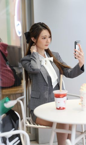 唯美街拍 NO.1122 OL灰色肉丝 (2) [84P]