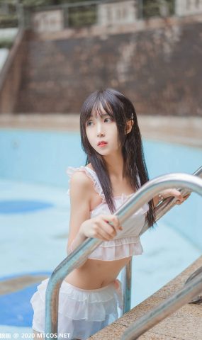 [喵糖映画]VOL.312 泳池萌妹[35P]